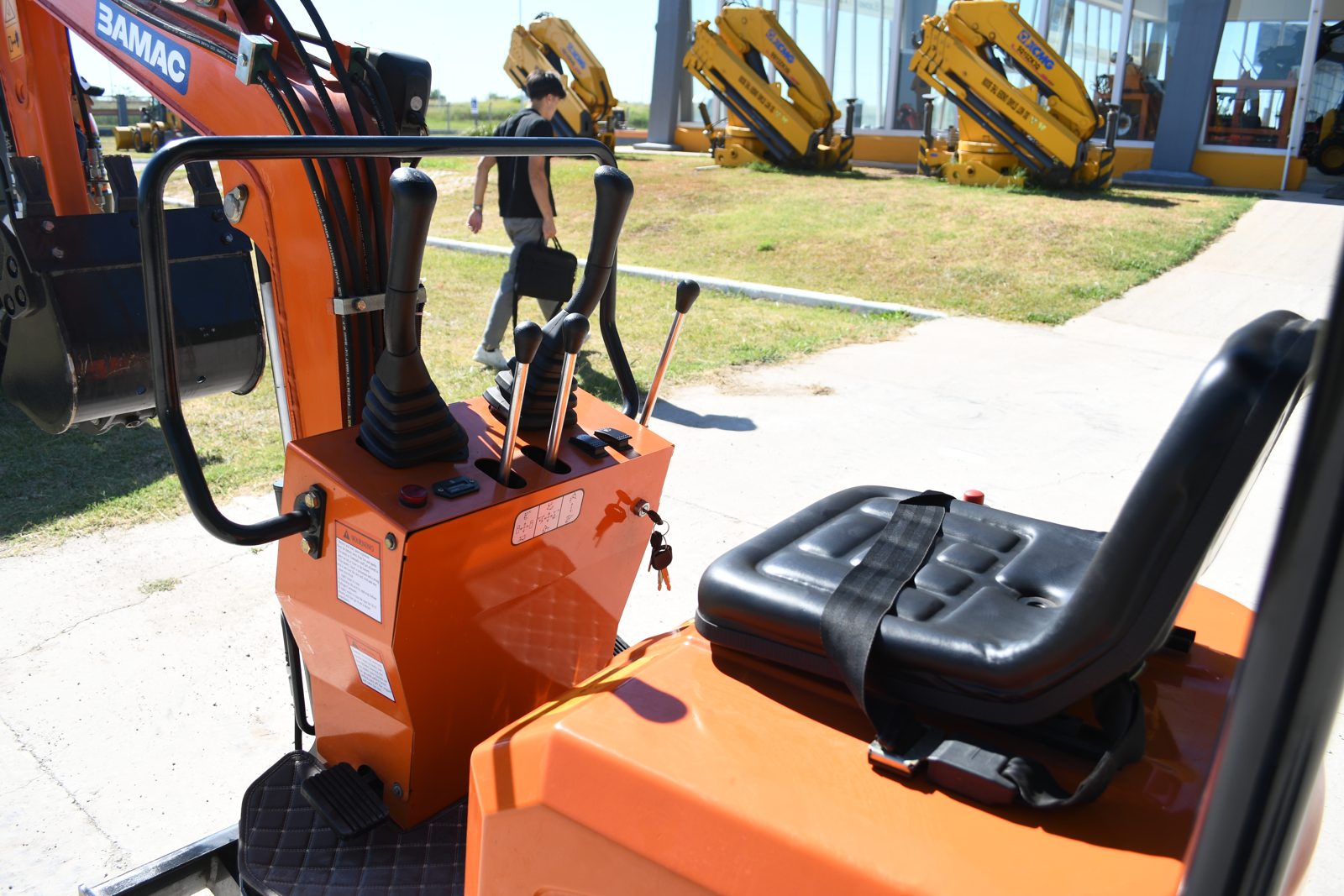 Excavadora BAMAC BEX10 — foto 9